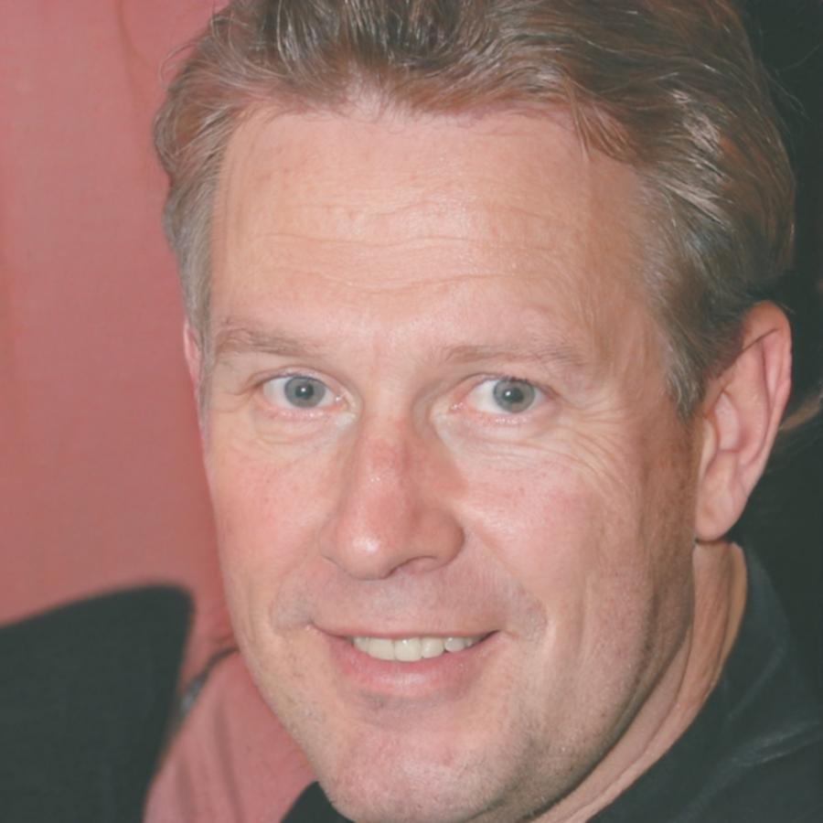 Портрет преподавателя Милоша